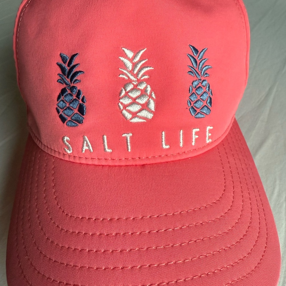 Salt Life Embroidered Pineapple Hat Cap Adjustable Womans Pink